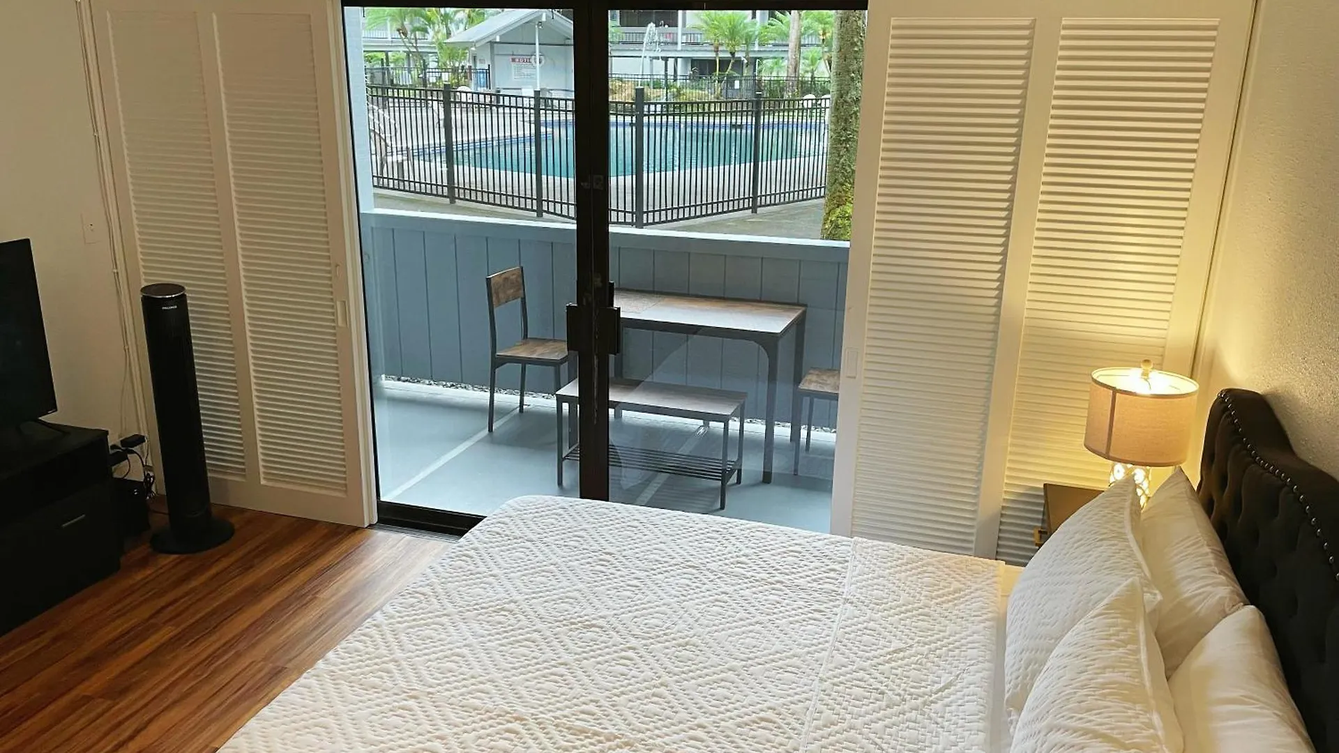 Studio In Hilo Center With Pool And Lake Views 0*,
